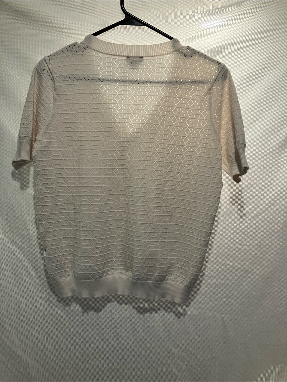 Splendid Cream Diamond-Pointelle V-Neck Knit Top - Picture 8 of 9